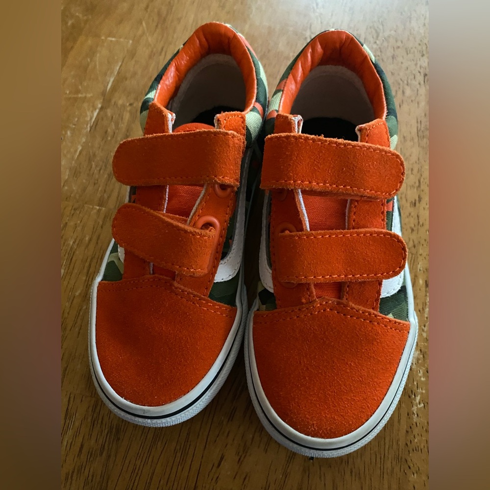 Vans Kids Sneakers in Bright Orange and Green Camouflage - Picture 2 of 3